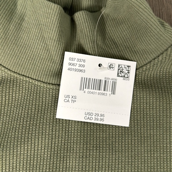 AMERICAN OUTFITTERS RIBBED SOFT MOCK NECK SHIRT, BRAND NEW TAGS ATTACHED XS - Picture 3 of 3